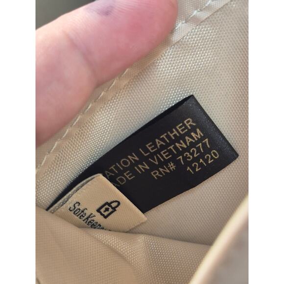 Safe Keepers Wallet Plaid Faux Leather Snap Close Zip Holds 5 Cards 7419 - Picture 4 of 5